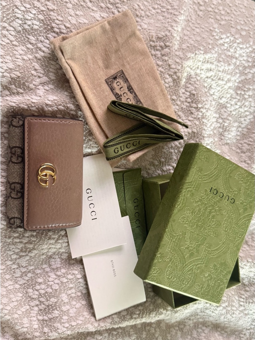 Gucci Beige Brown and Olive Green Leather key holder Case with Gold Double G